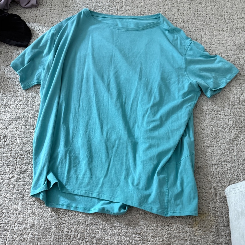 lululemon athletica Aqua Short Sleeve Tee